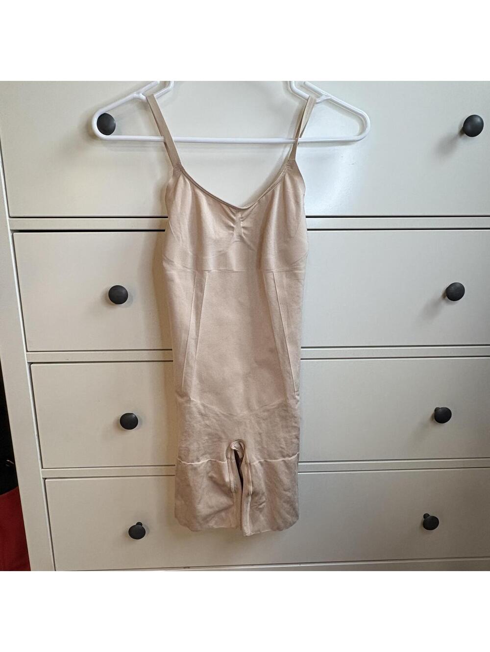 SPANX OnCore Shaping Bodysuit Nude Beige Small